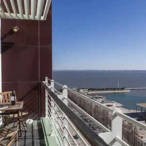 Rent4rest Parque Nacoes 17th Floor River View Lisbon